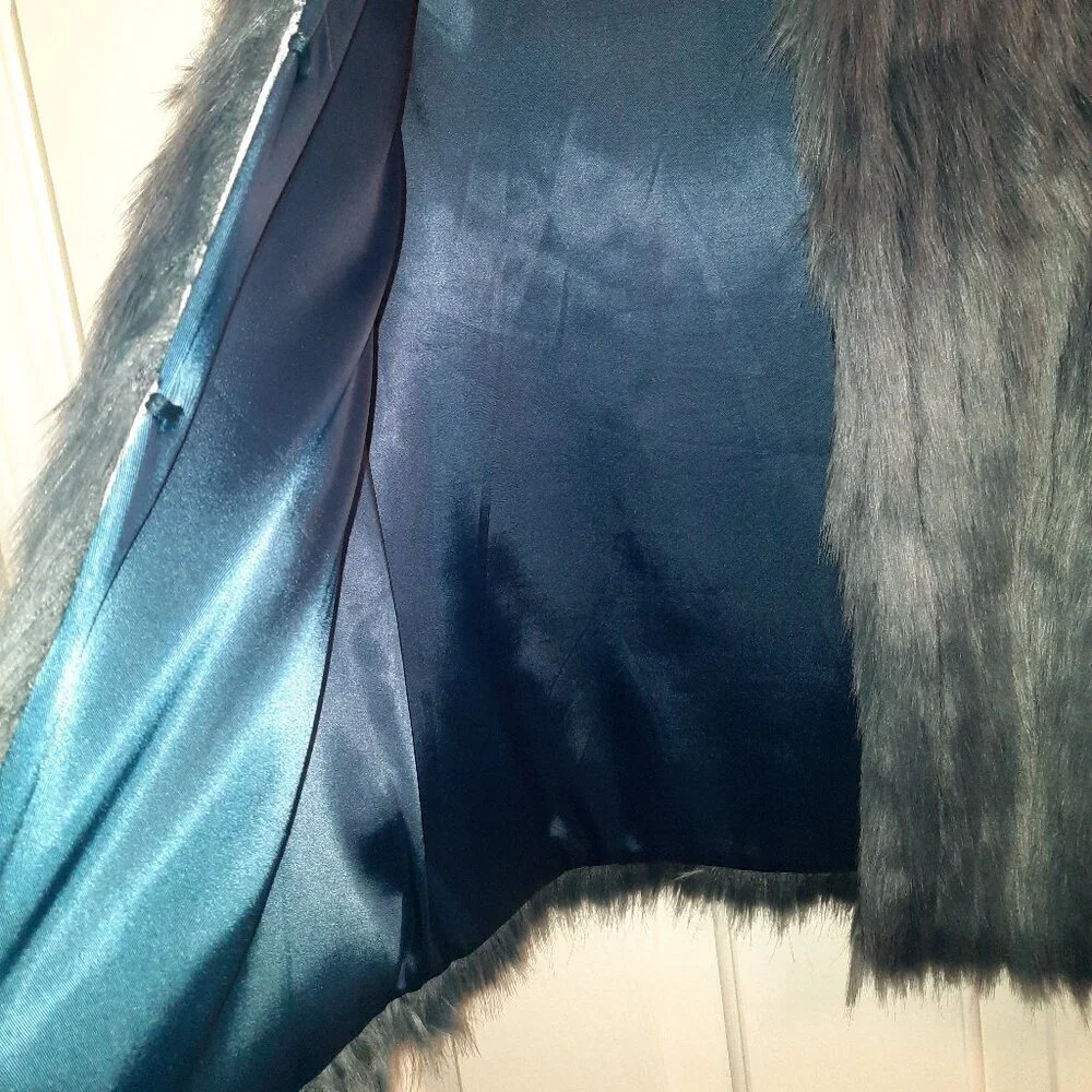 Heartloom Bardot Faux Fur Vest - Large